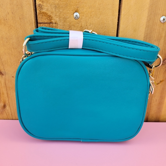 New bebe Kayla New Logo Camera Crossbody Teal Color - Picture 3 of 10